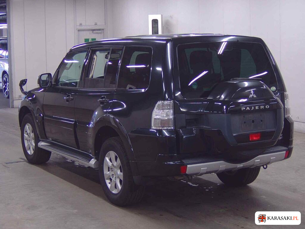 Mitsubishi Pajero 2015 z aukcji japońskiej