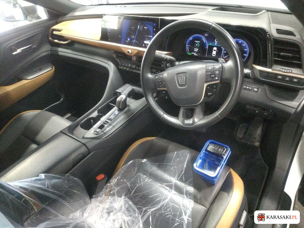 Toyota Crown Crossover 2023 z aukcji japońskiej