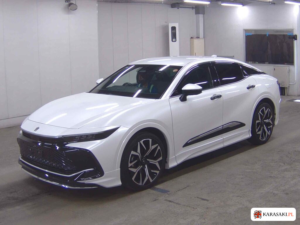 Toyota Crown Crossover 2023 z aukcji japońskiej