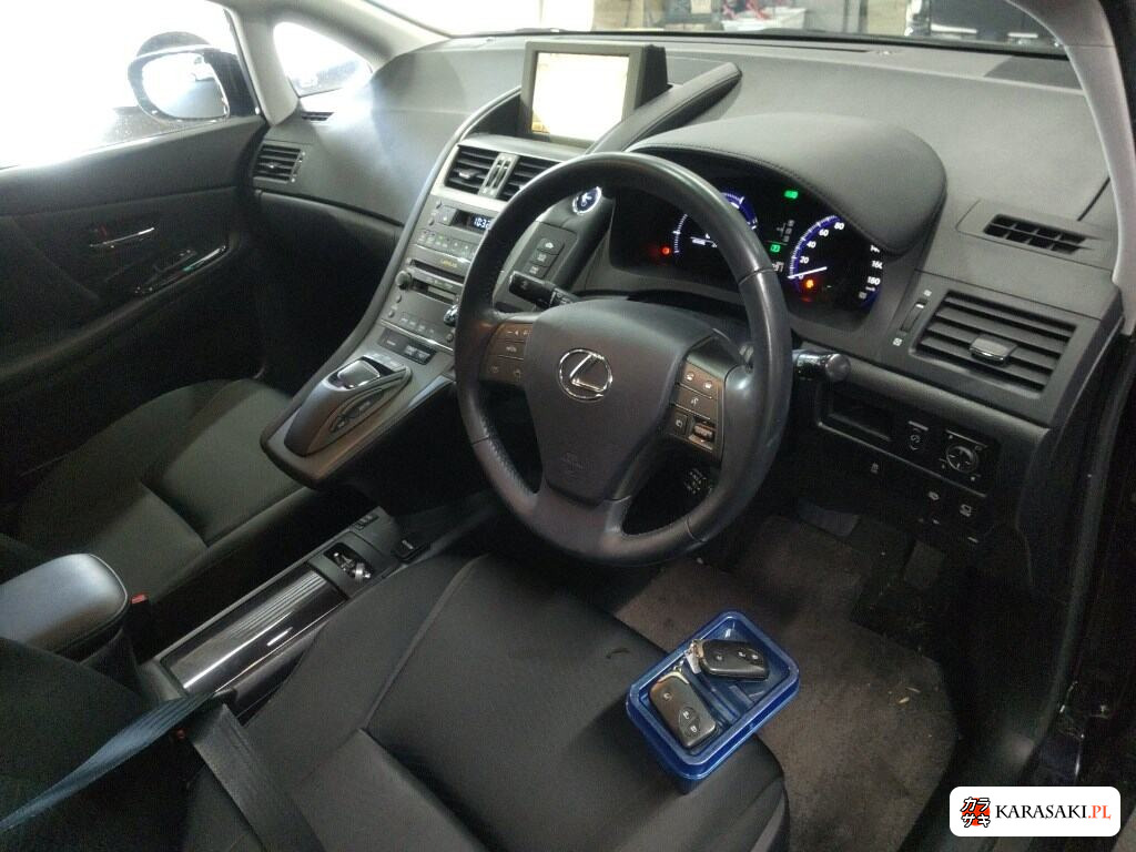 Lexus HS 2010 z aukcji japońskiej