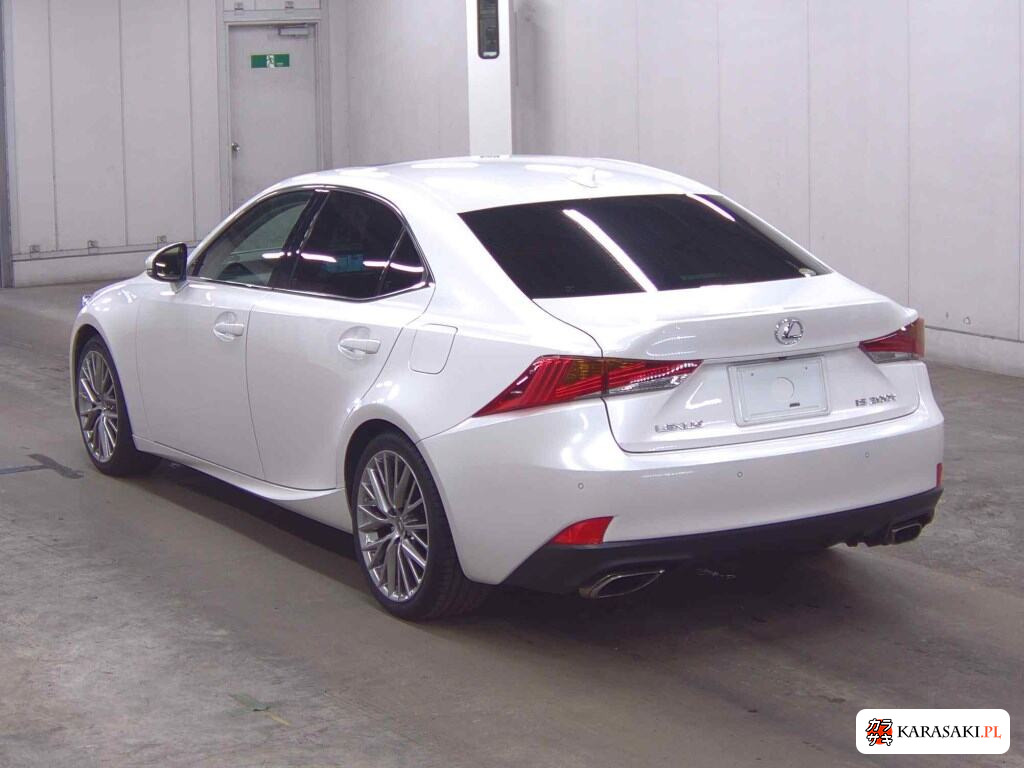 Lexus Is 2016 z aukcji japońskiej