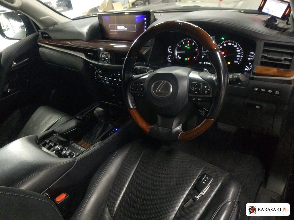 Lexus LX 2017 z aukcji japońskiej