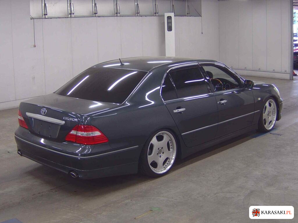 Toyota Celsior 2004 z aukcji japońskiej