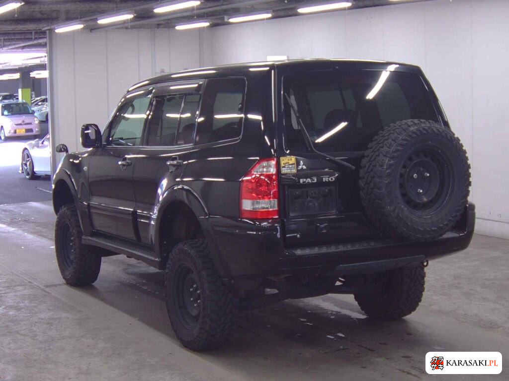 Mitsubishi Pajero 2004 z aukcji japońskiej