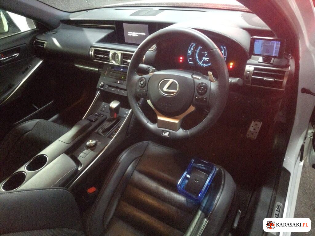 Lexus Is 2014 z aukcji japońskiej
