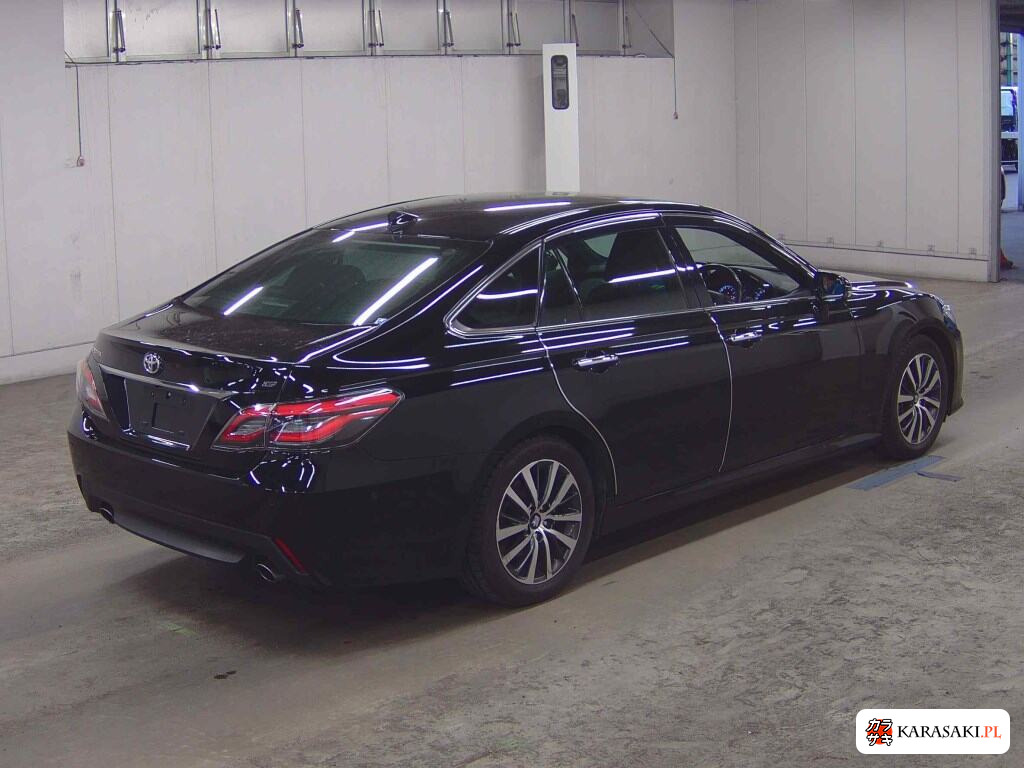 Toyota Crown 2019 z aukcji japońskiej