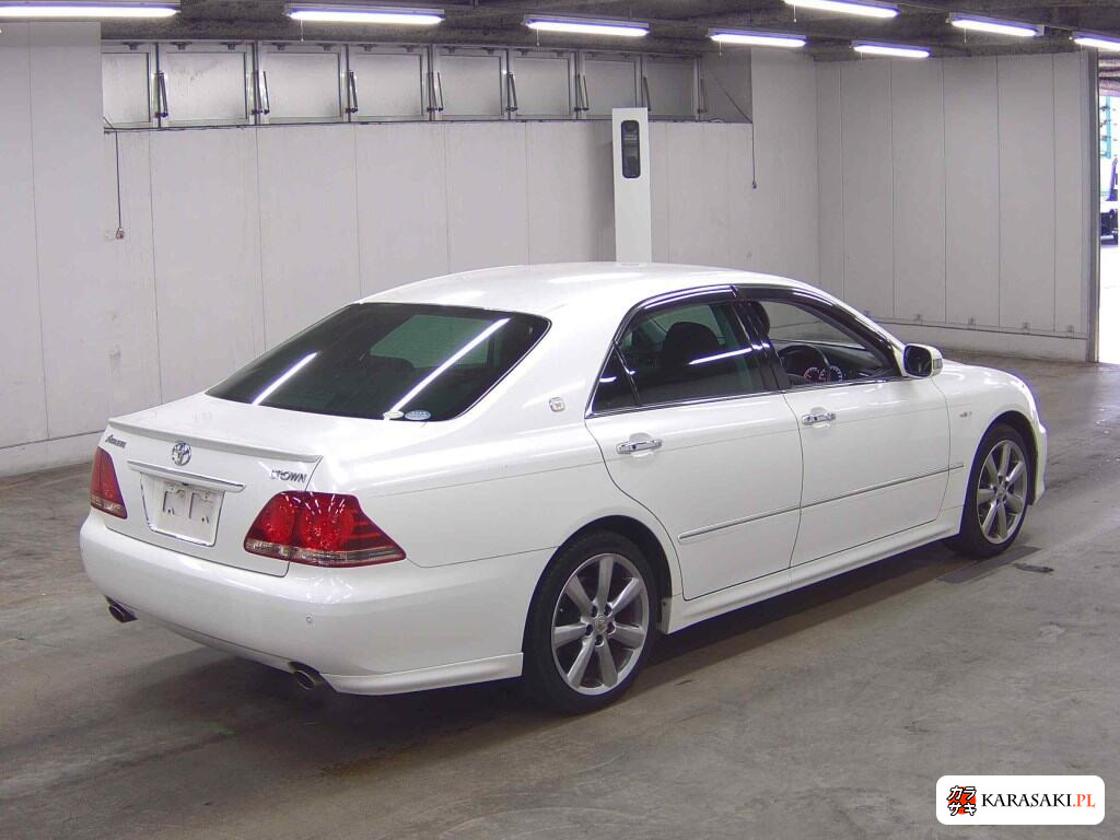 Toyota Crown 2008 z aukcji japońskiej