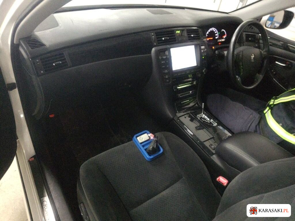 Toyota Crown 2008 z aukcji japońskiej
