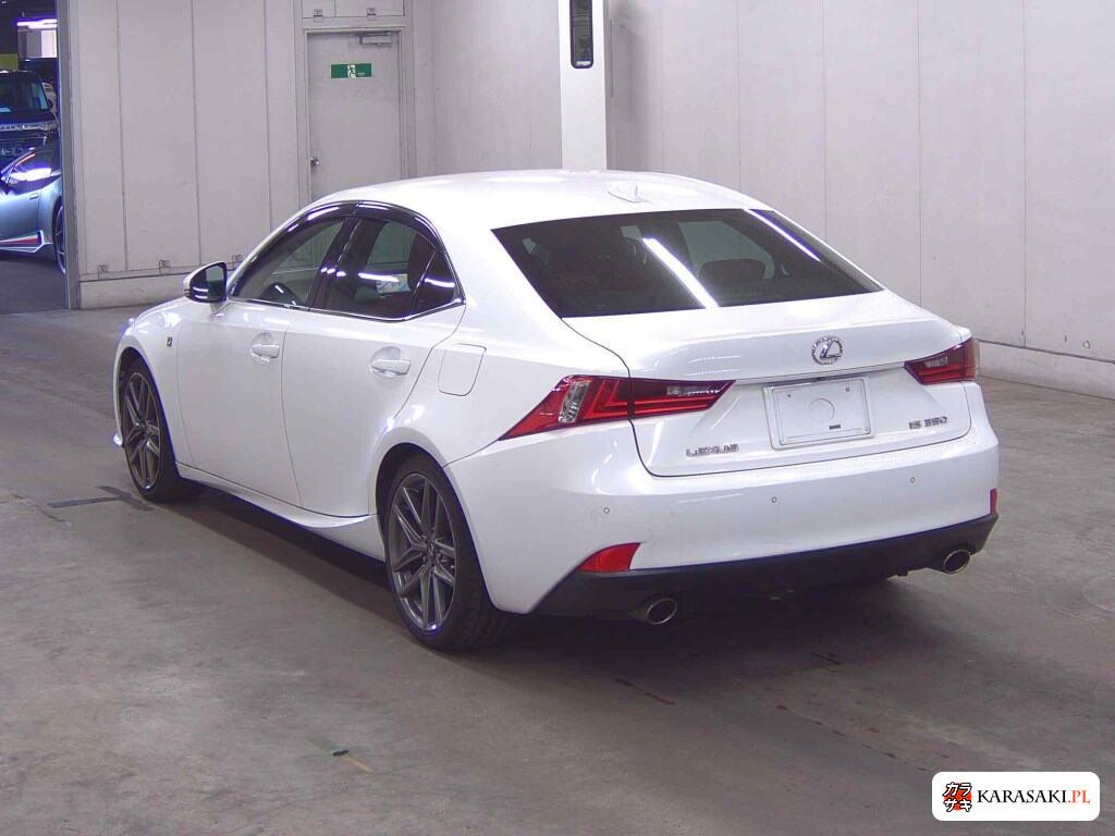 Lexus Is 2013 z aukcji japońskiej