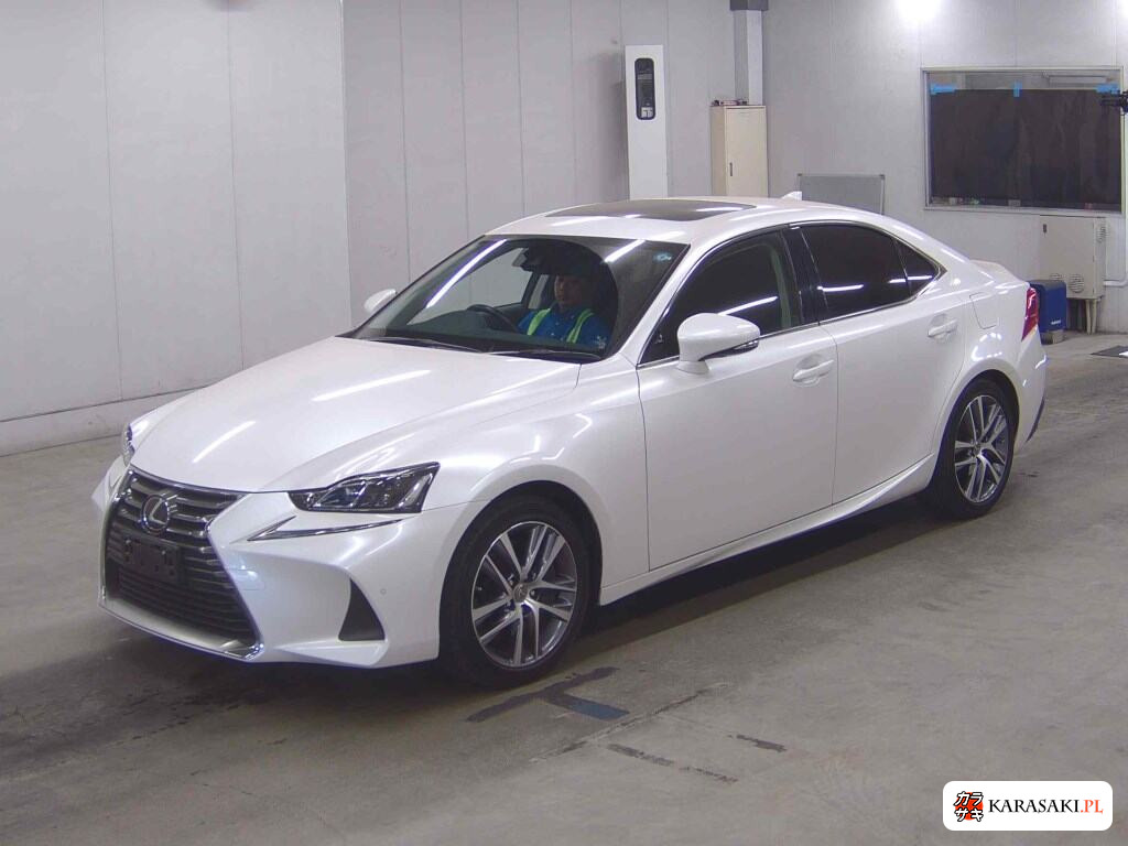 Lexus Is 2017 z aukcji japońskiej