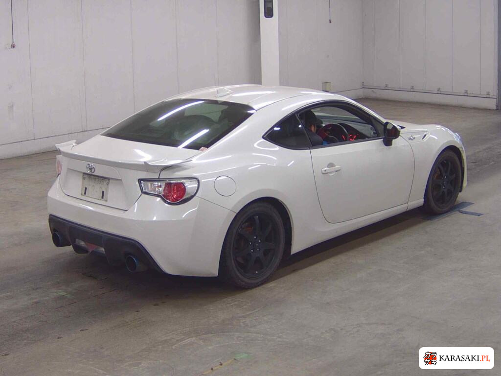 Toyota 86 2014 z aukcji japońskiej