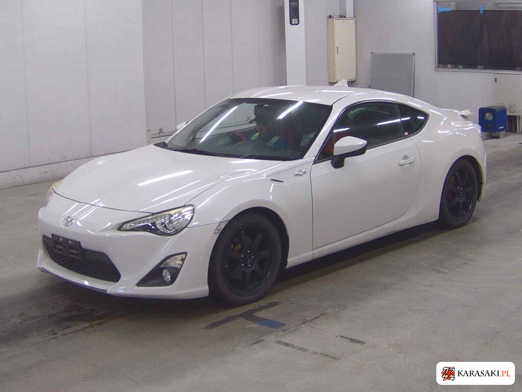 Toyota 86 2014 z aukcji japońskiej