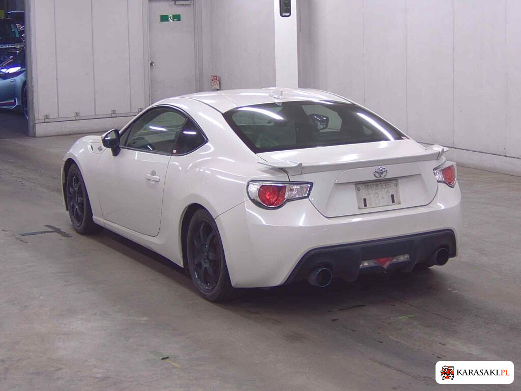 Toyota 86 2014 z aukcji japońskiej