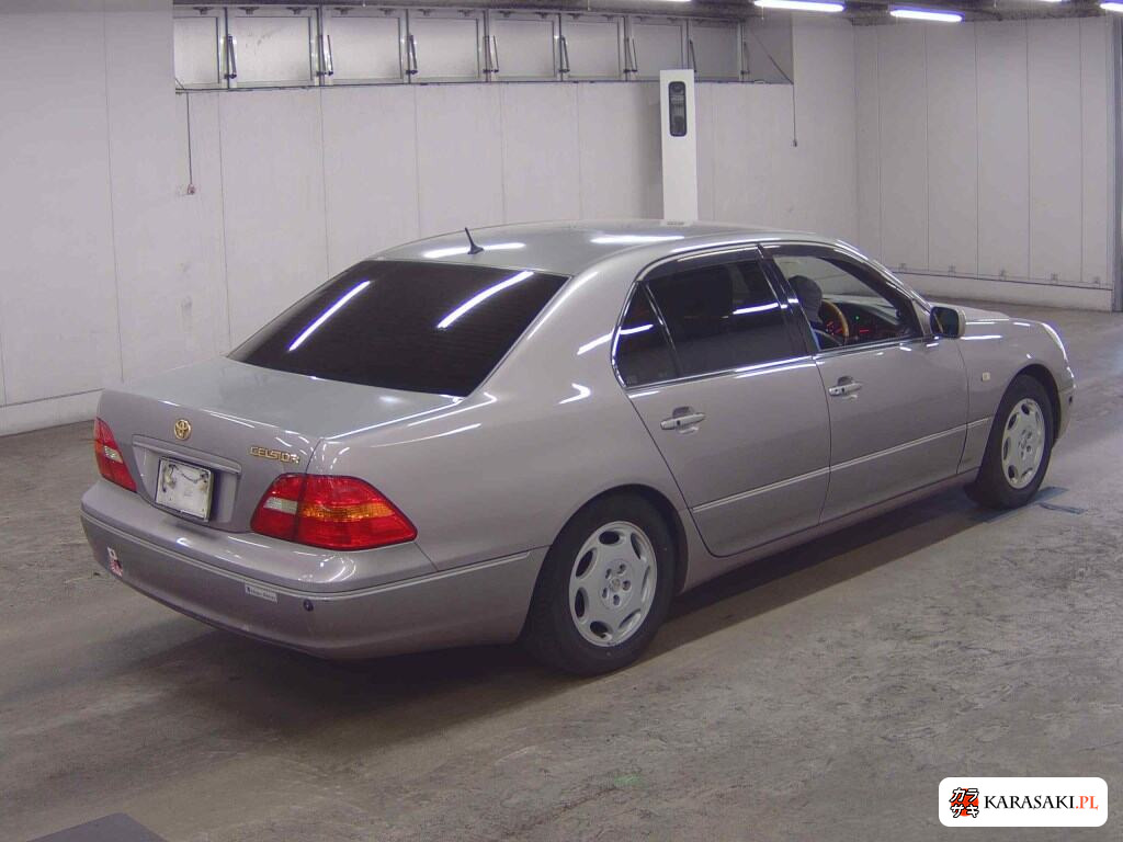Toyota Celsior 2000 z aukcji japońskiej