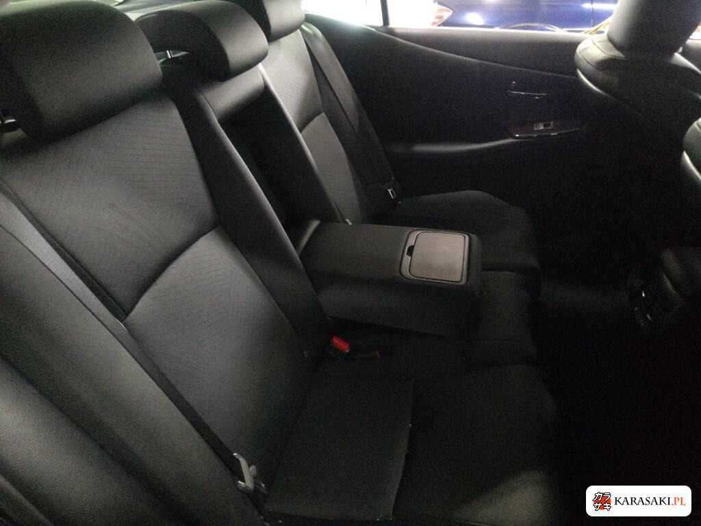 Lexus HS 2009 z aukcji japońskiej