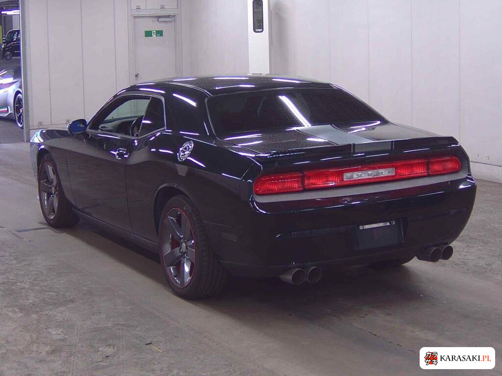 Dodge Challenger 2015 z aukcji japońskiej