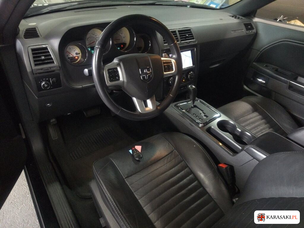 Dodge Challenger 2015 z aukcji japońskiej
