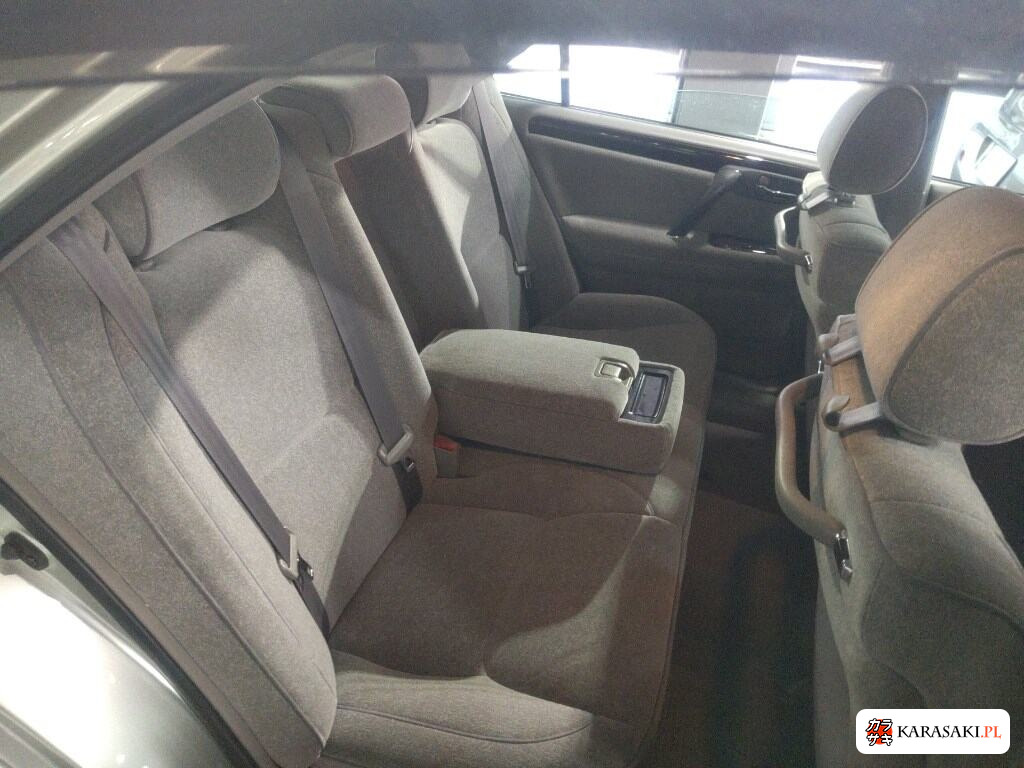 Toyota Crown 2000 z aukcji japońskiej