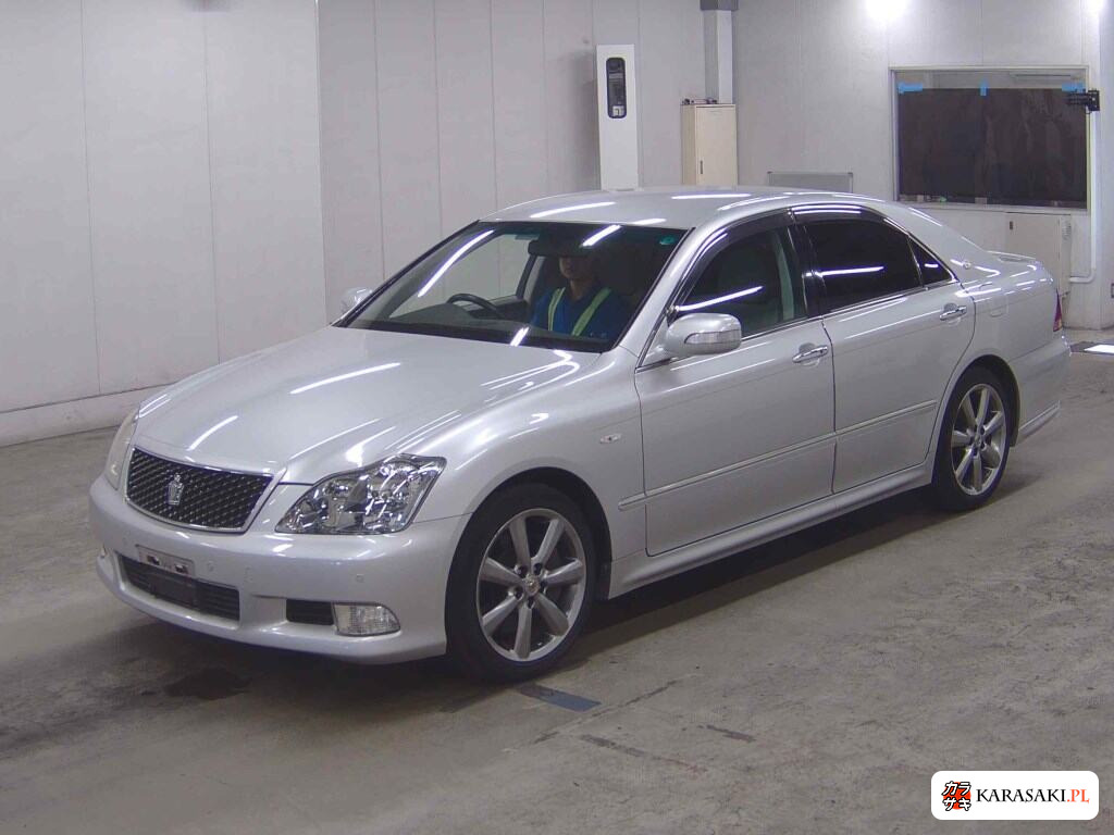 Toyota Crown 2005 z aukcji japońskiej