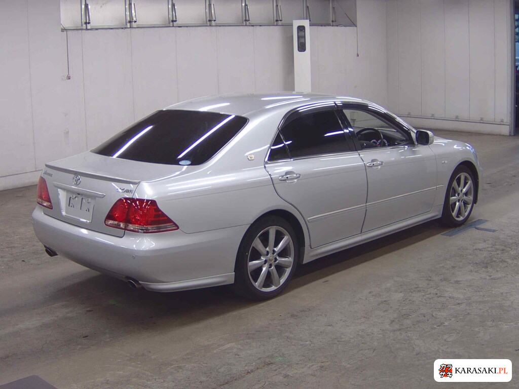 Toyota Crown 2005 z aukcji japońskiej