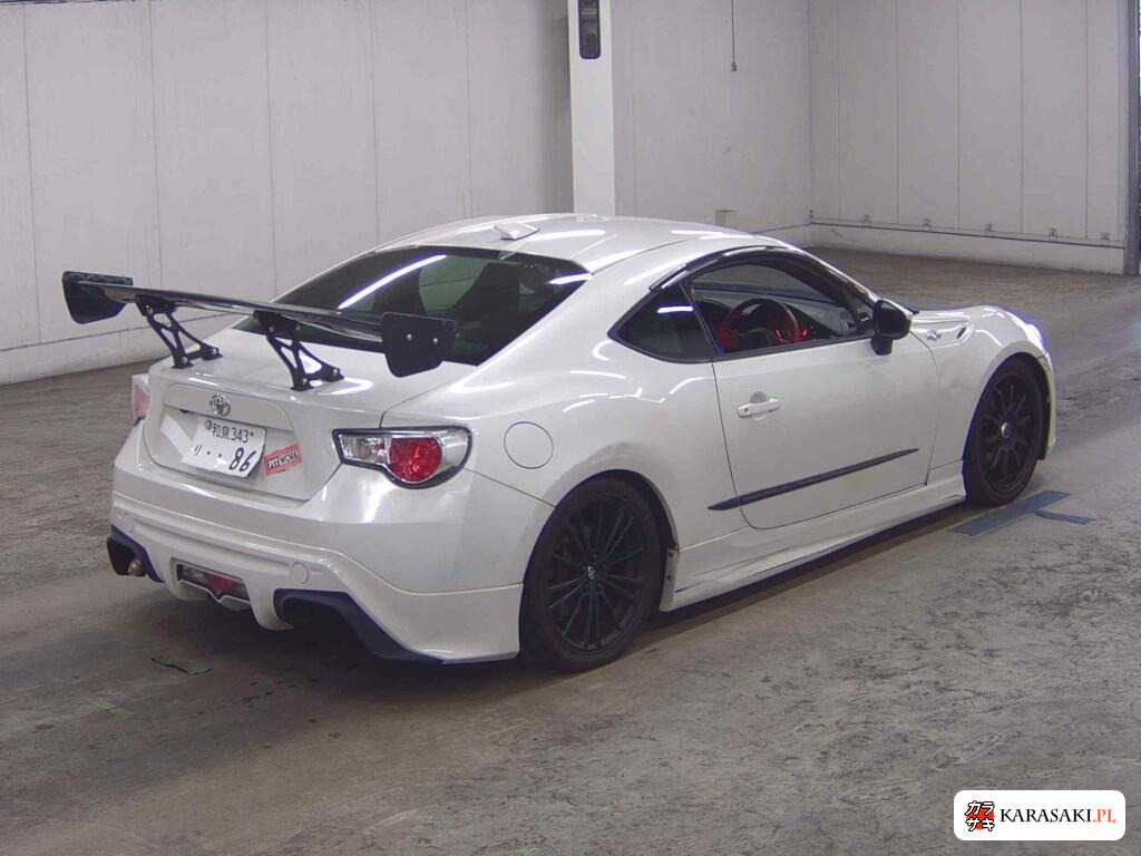 Toyota 86 2012 z aukcji japońskiej