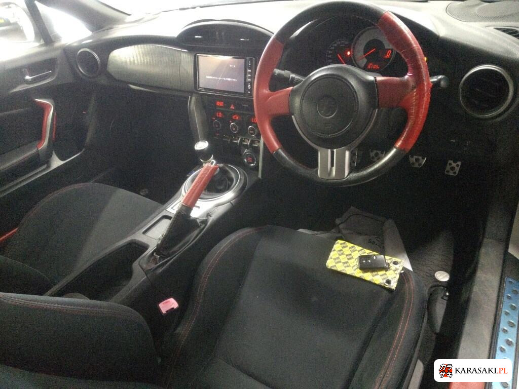 Toyota 86 2012 z aukcji japońskiej
