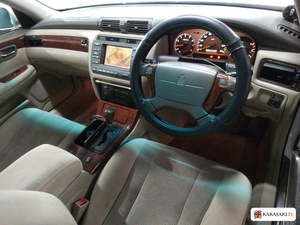 Toyota Crown Estate 2000 z aukcji japońskiej