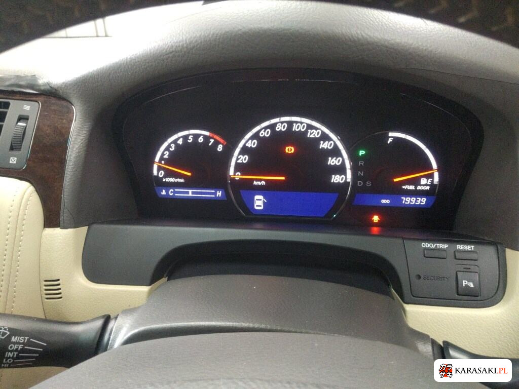 Toyota Crown 2007 z aukcji japońskiej