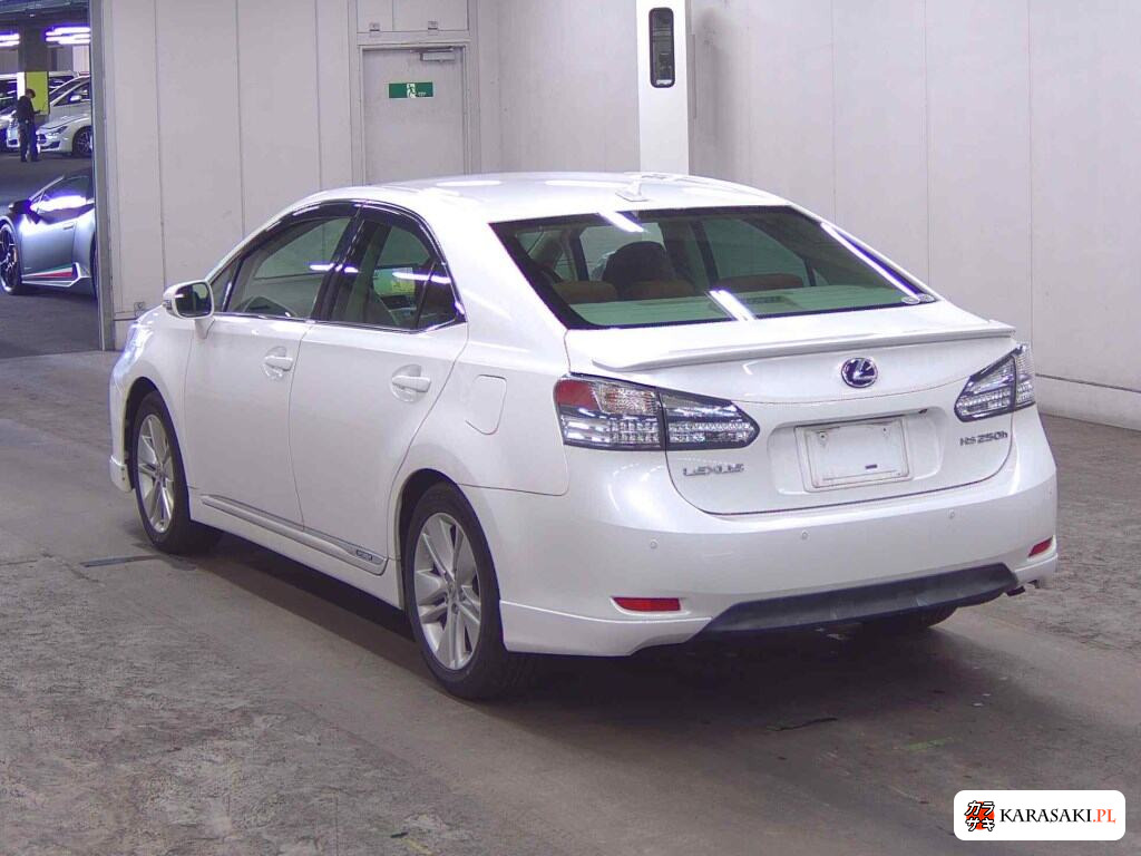 Lexus HS 2009 z aukcji japońskiej