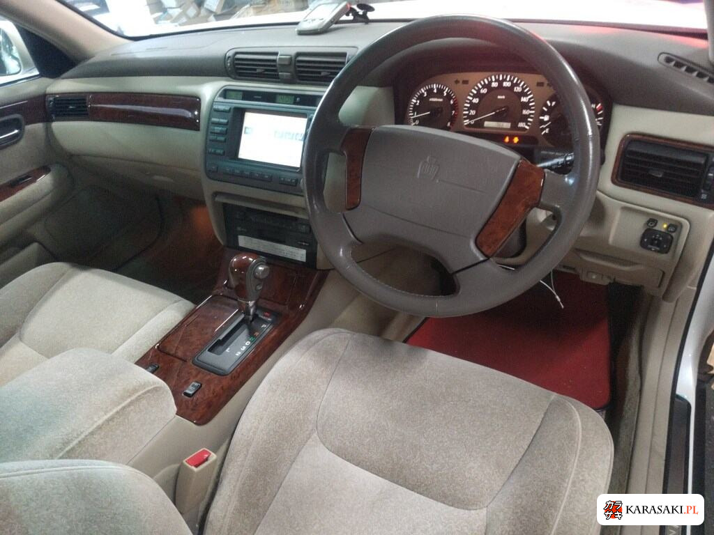 Toyota Crown 2000 z aukcji japońskiej