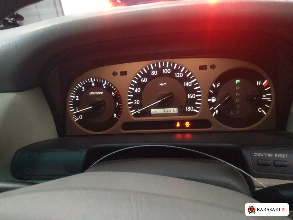 Toyota Crown 2000 z aukcji japońskiej