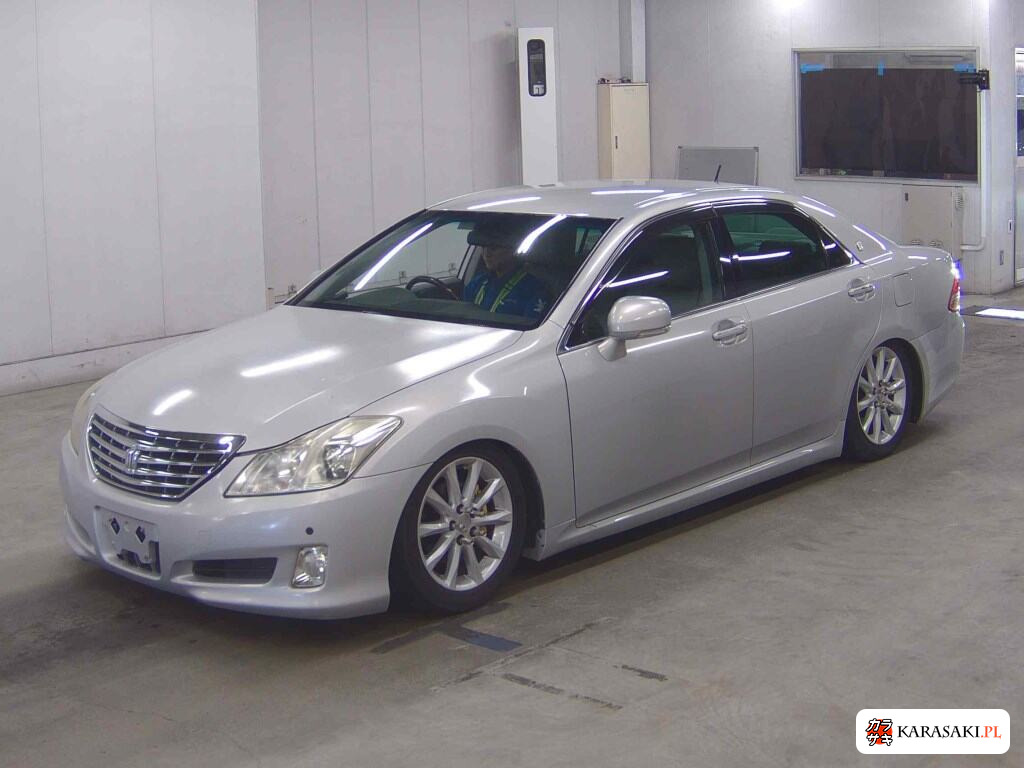 Toyota Crown 2009 z aukcji japońskiej