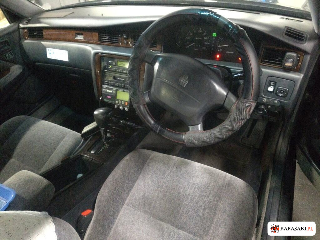 Toyota Crown 1998 z aukcji japońskiej
