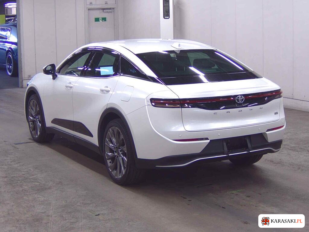 Toyota Crown Crossover 2023 z aukcji japońskiej