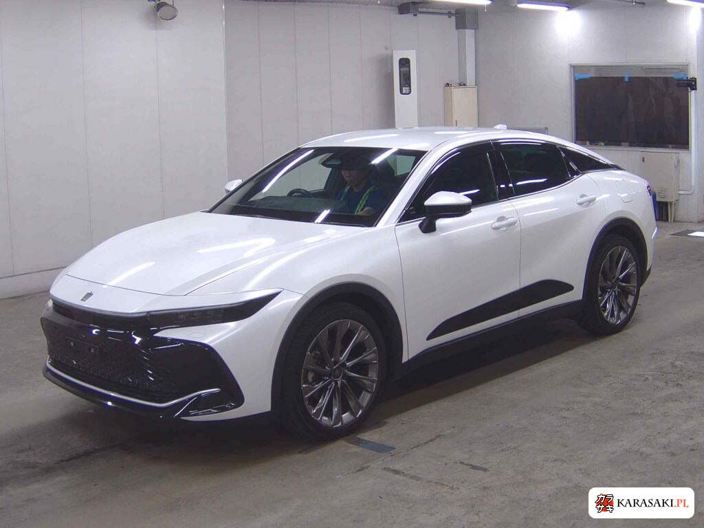 Toyota Crown Crossover 2023 z aukcji japońskiej