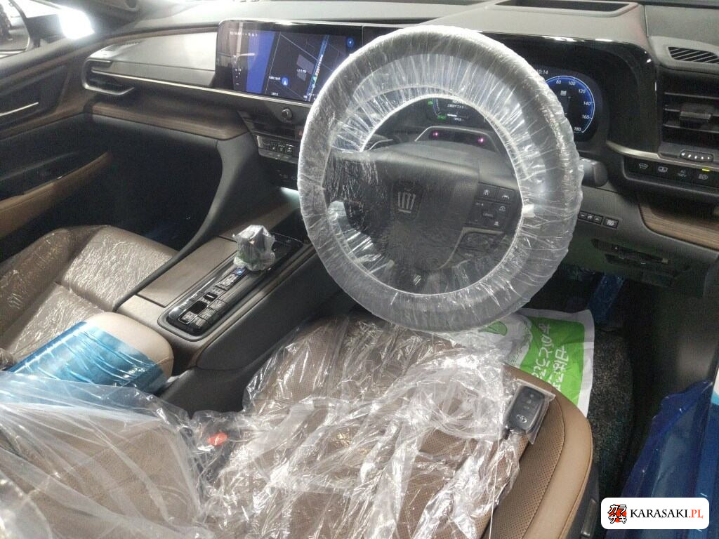 Toyota Crown 2024 z aukcji japońskiej