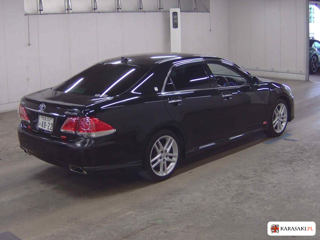 Toyota Crown 2011 z aukcji japońskiej