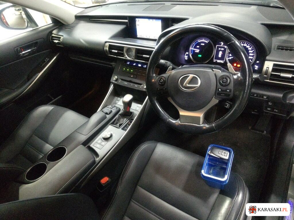 Lexus Is 2015 z aukcji japońskiej