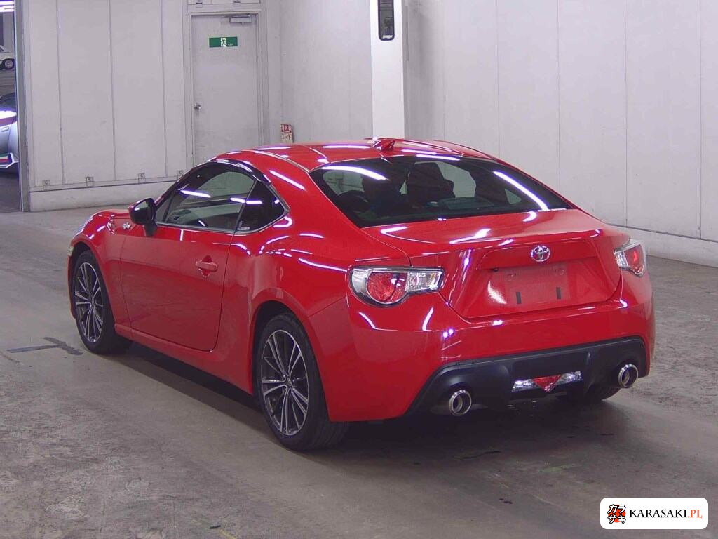 Toyota 86 2013 z aukcji japońskiej