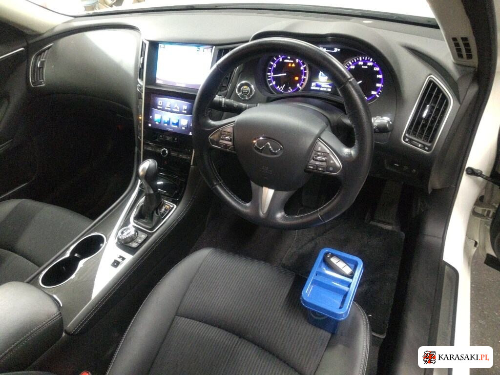 Nissan Skyline 2017 z aukcji japońskiej