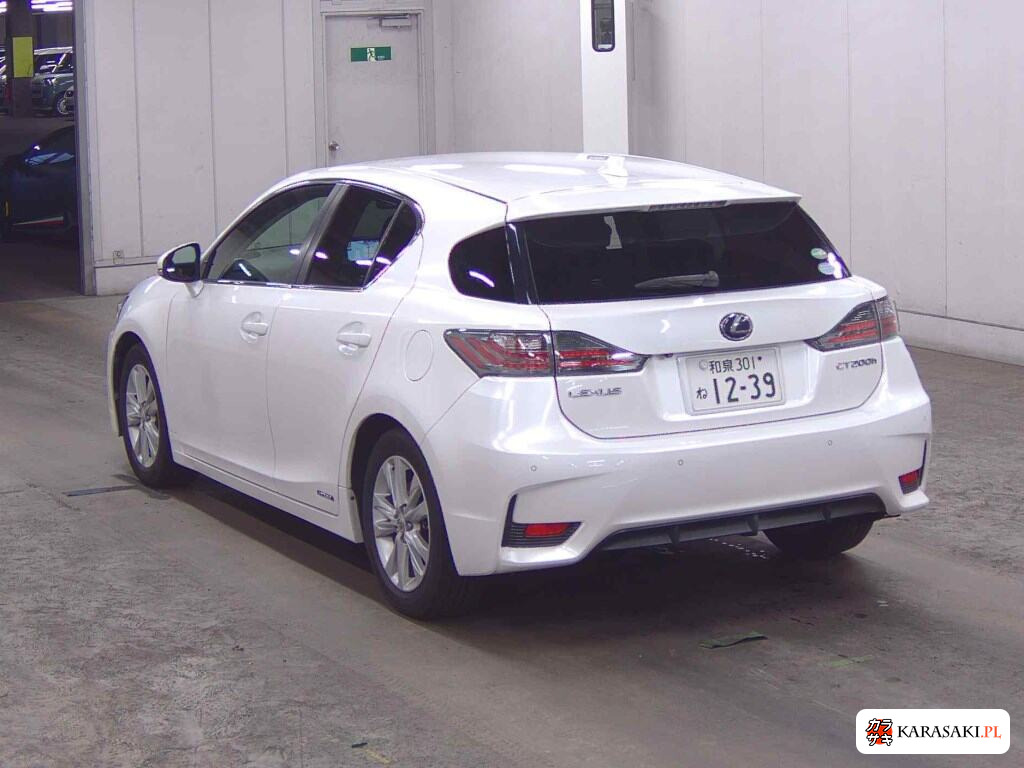 Lexus CT 2015 z aukcji japońskiej