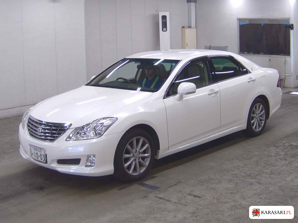 Toyota Crown 2009 z aukcji japońskiej