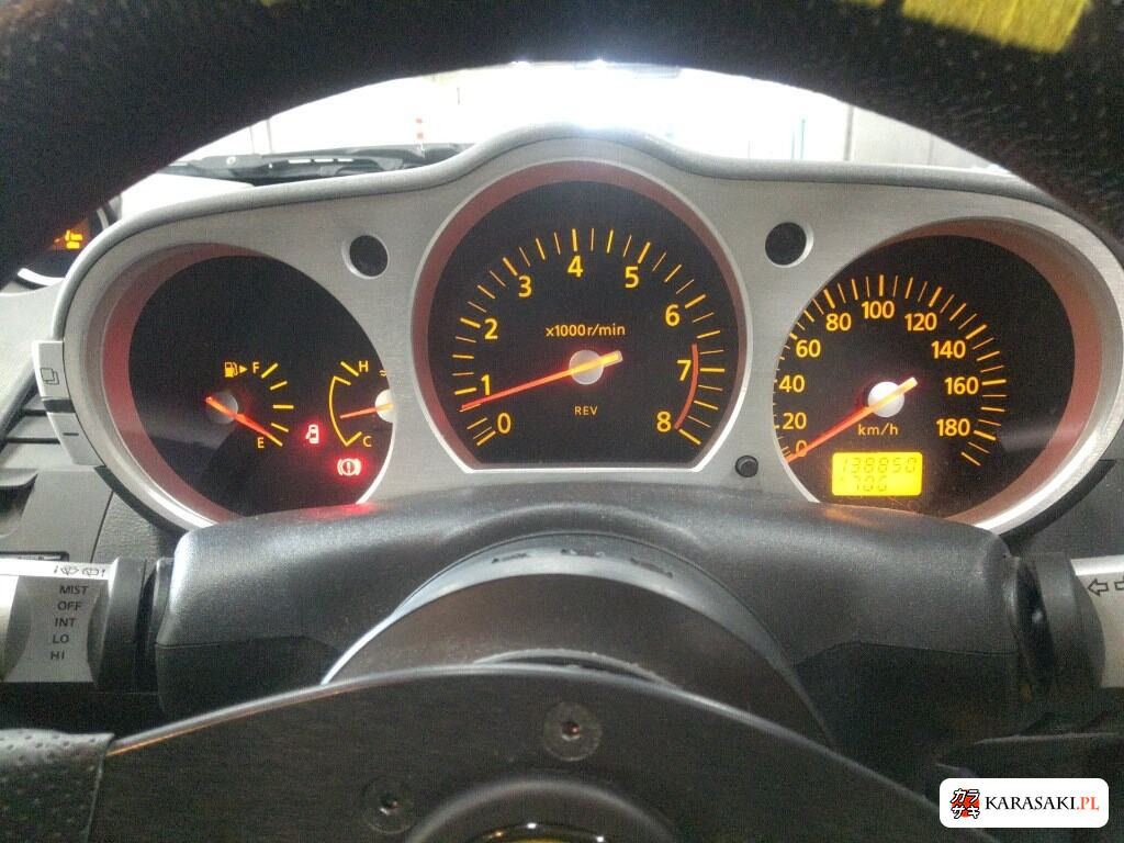Nissan Fairlady Z 2002 z aukcji japońskiej