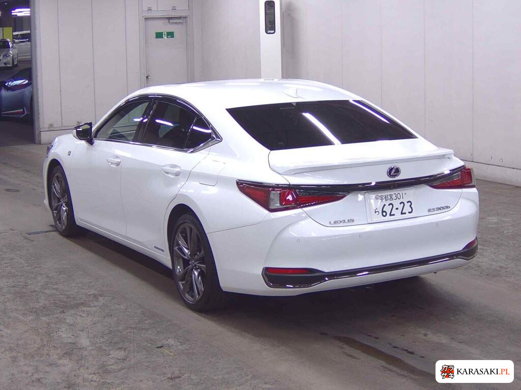Lexus Es 2019 z aukcji japońskiej