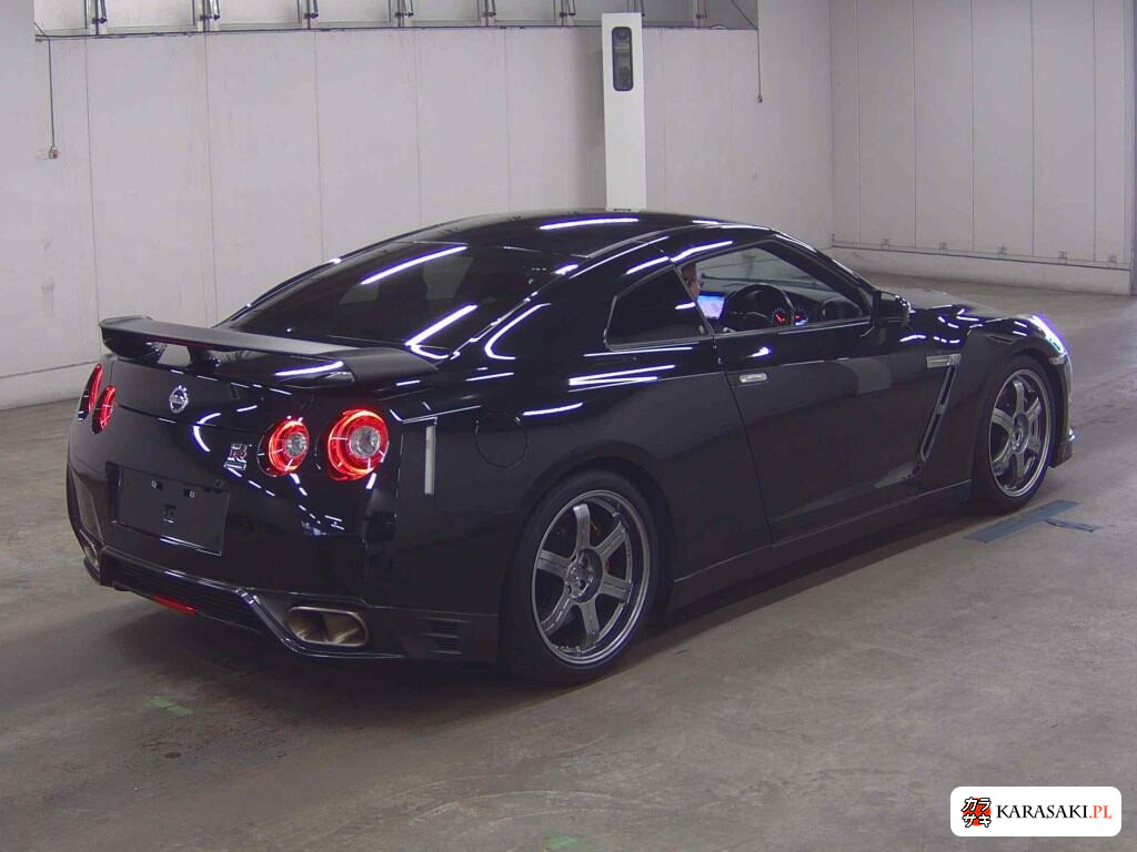 Nissan GT-R 2013 z aukcji japońskiej