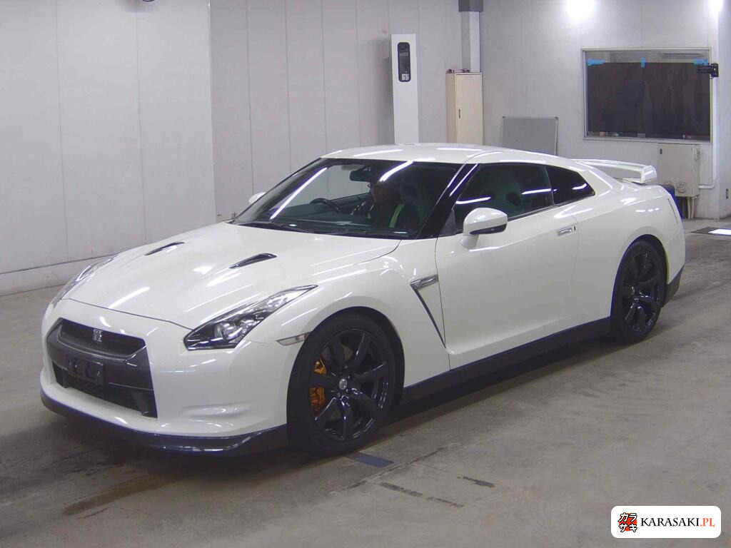 Nissan GT-R 2008 z aukcji japońskiej