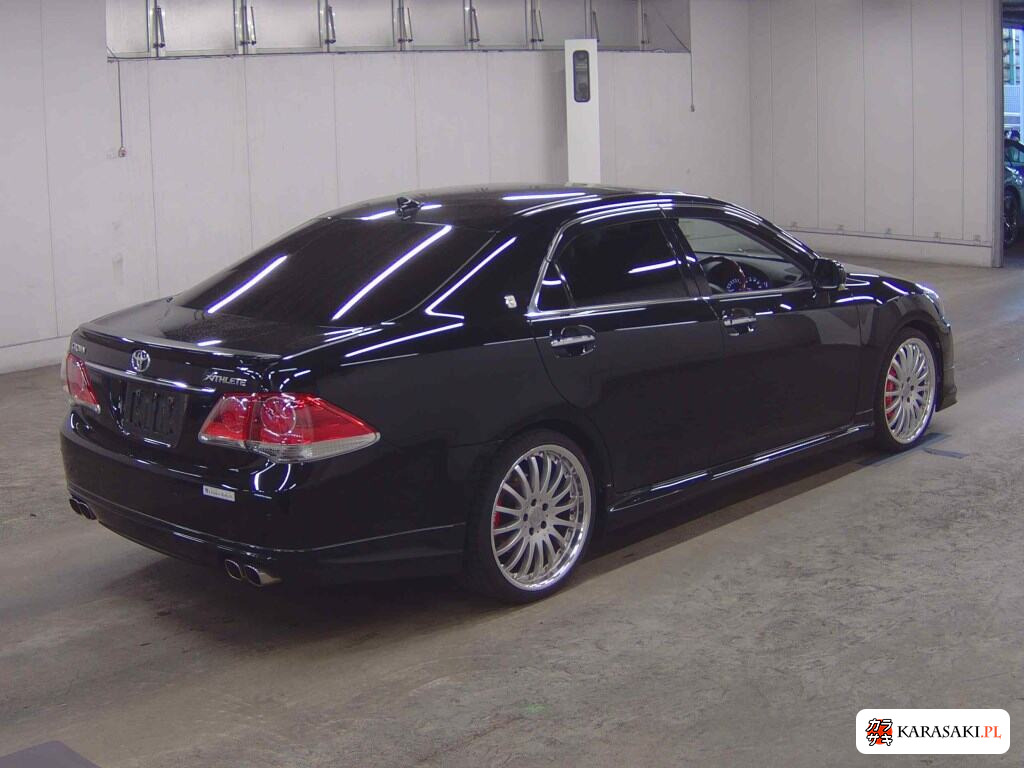 Toyota Crown 2011 z aukcji japońskiej