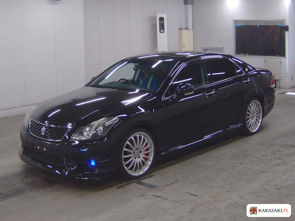 Toyota Crown 2011 z aukcji japońskiej
