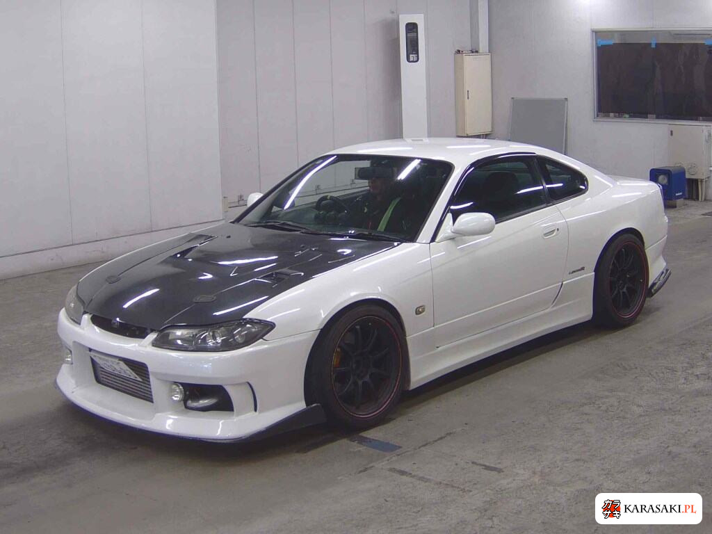 Nissan Silvia 2000 z aukcji japońskiej