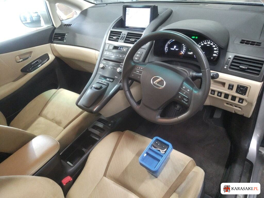 Lexus HS 2013 z aukcji japońskiej